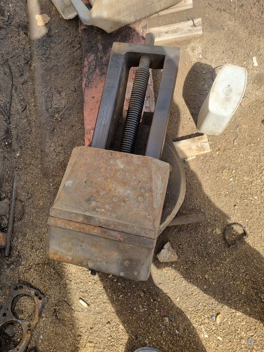 Тиски станочный бу