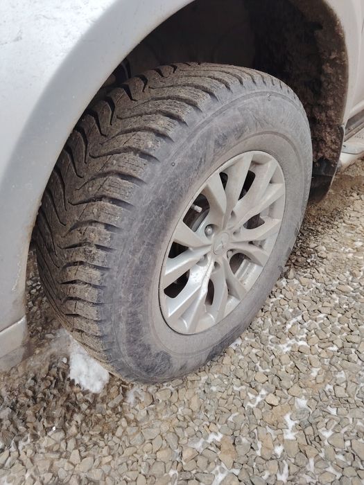 Продам шины 265/65 R17