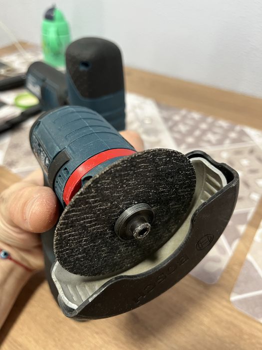 Мини Ъглошлайф Bosch GWS 12v-76