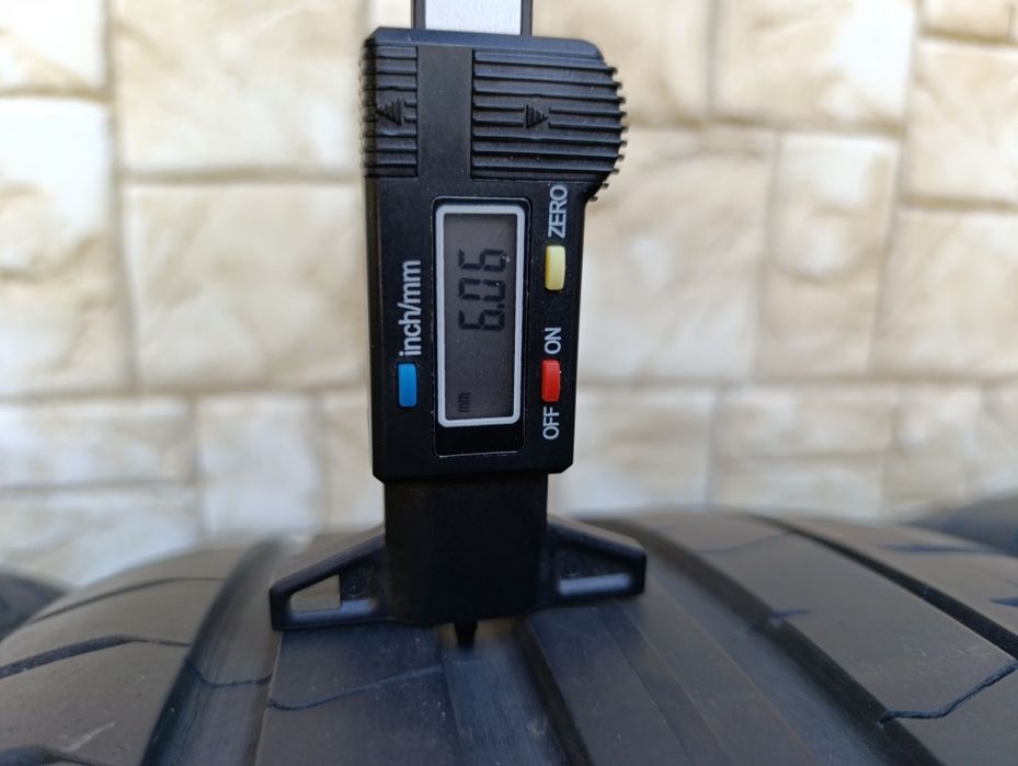 Летни гуми Pirelli 255/40/21 Pzero