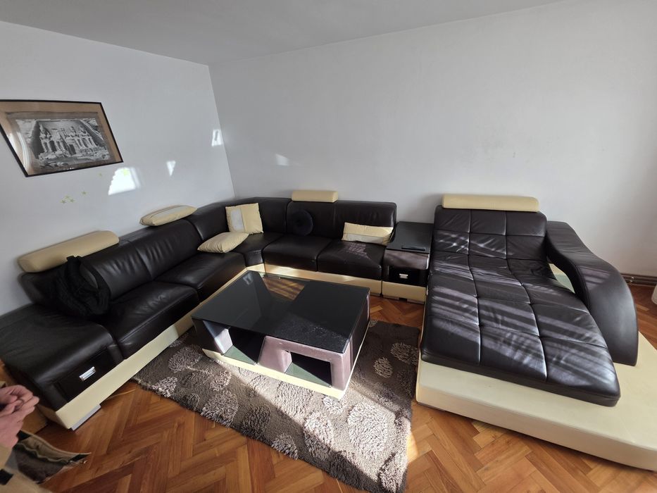 Vand colțar de sufragerie mare, în formă de U, din piele naturală