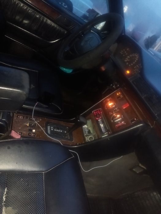 Мерседес 124 ешка 2.8