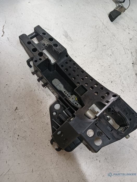 Maner Usa Interior Stanga Spate Audi A4 Iv (8K2, B8) [ 2007 - 2015 ]