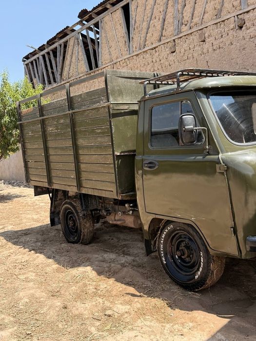 Uazik sotiladi 1985 yili bortli tentli 25 milion