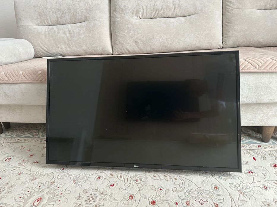Продам телевизор LG