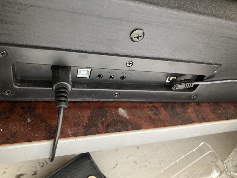 Pianina sotiladi narxni kelshamz yengi olinganiga 1 oy boldi