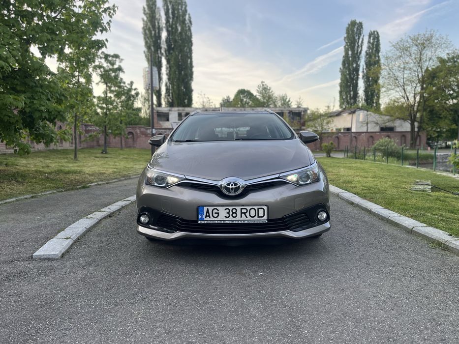 Vand Toyota Auris 2016 Euro6