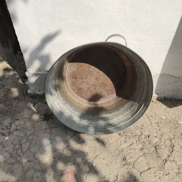 Продам оцинкованный тазик