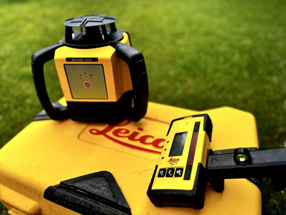 Nivela laser rotativa Leica RUGBY 610