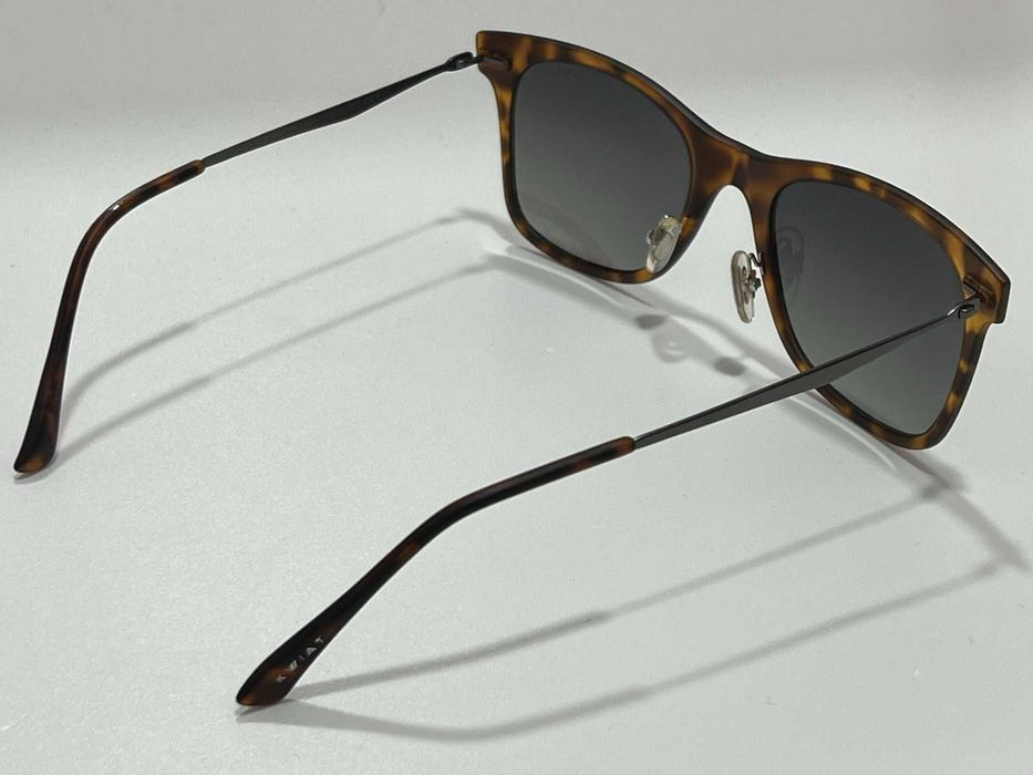 Слънчеви очила KWIAT