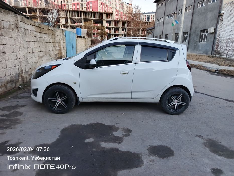 Сотилади спарк 2010