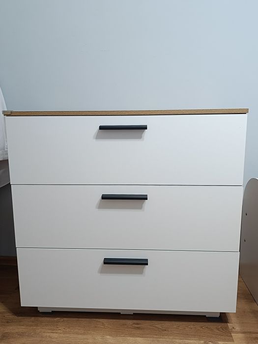 Шкаф для одежды с комодом