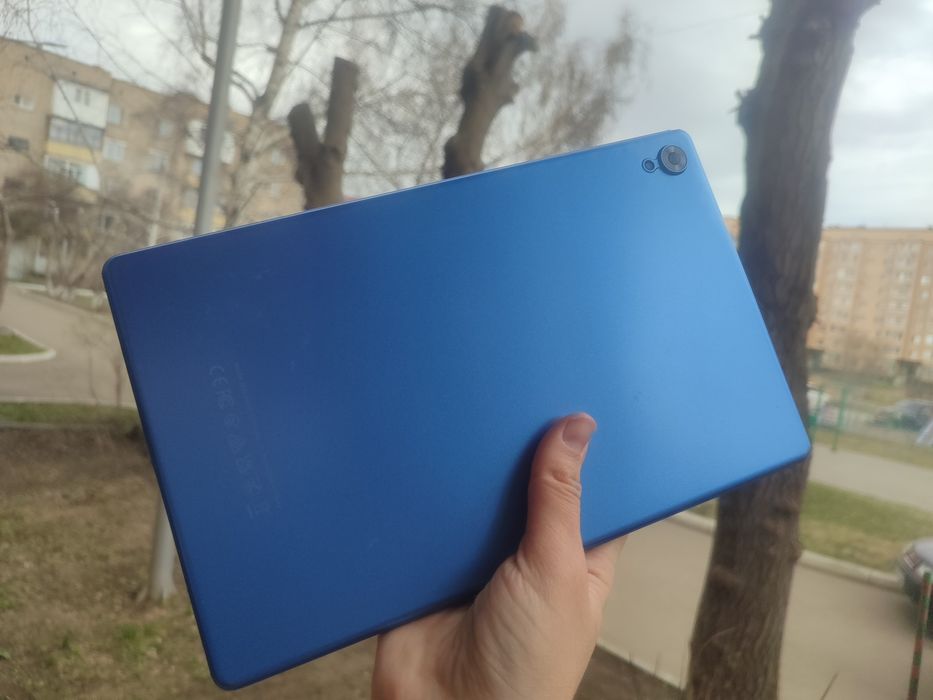 Продам новый планшет