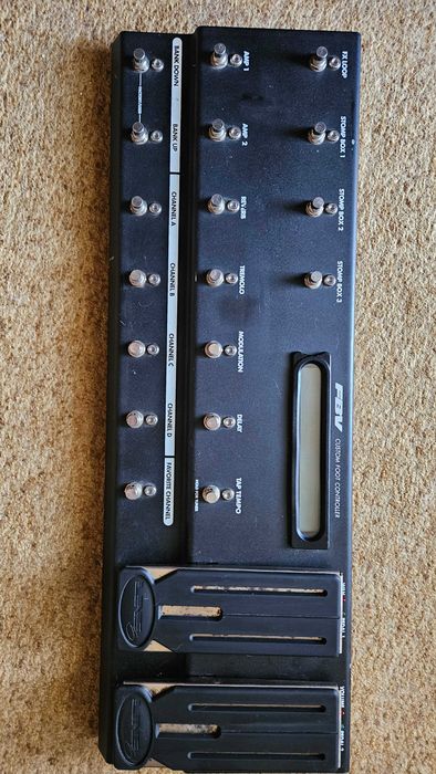 Продавам Line 6 FBV Custom Foot Controller