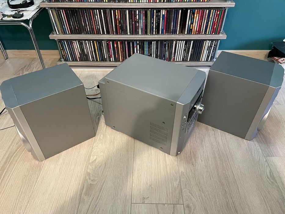 Sharp-Аудио система