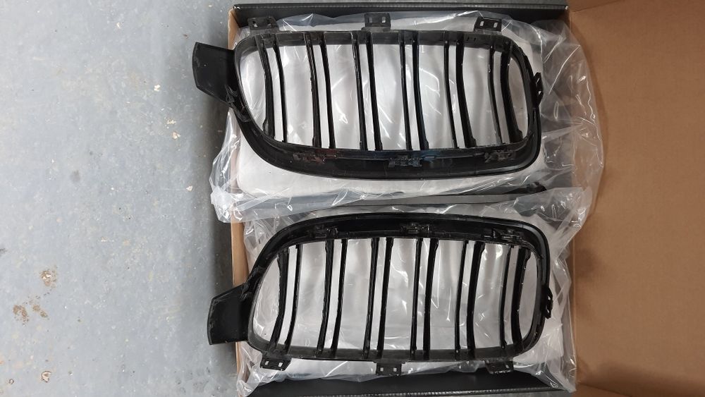 Grile stil M Bmw F30, F31 facelift