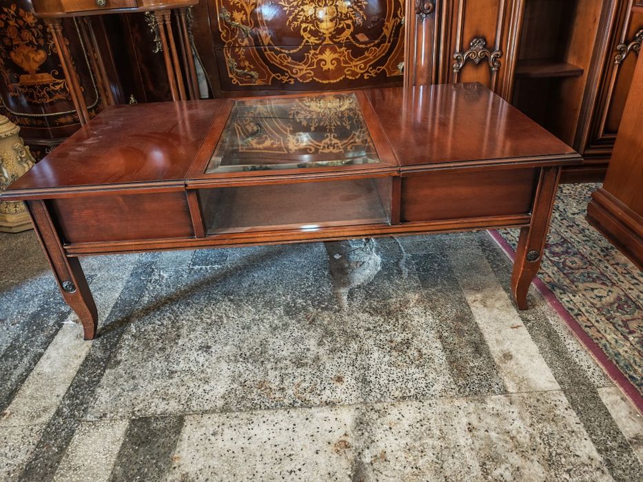 Витринна холна маса