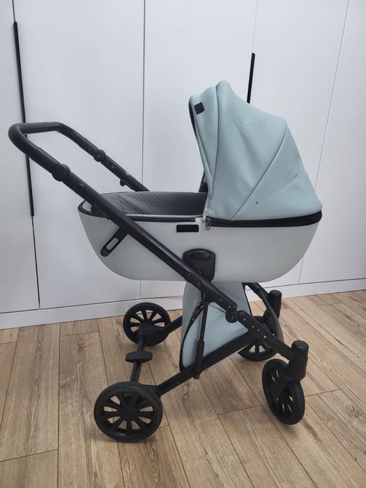 Продам коляску Anex E type