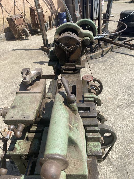 Ghilotina pentru taiat materiale neferoase rotund si strung metale