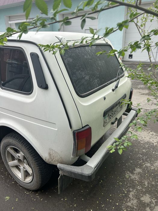 Продам ваз 2131.