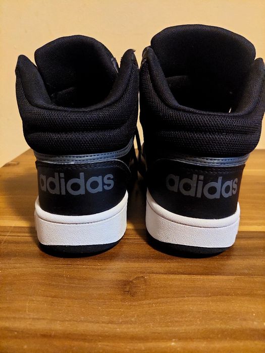 Маратонки Adidas