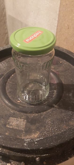 Продавам буркани