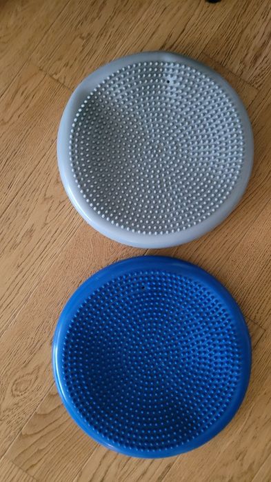 Продам массажный коврик  надувной