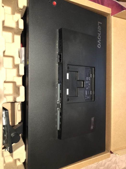 Монитор Lenovo - ThinkVision 24”