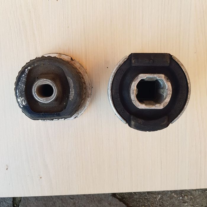 Bucsi telescop sau punte spate mercedes 190