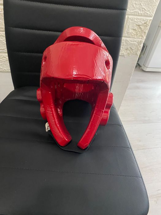 Каска за бойни спортове