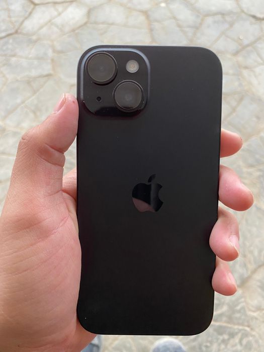 Айфон 15 сатылады