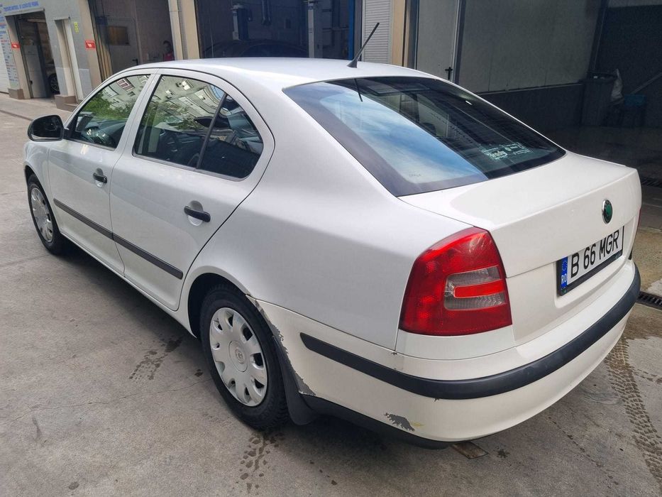 SKODA Octavia 2012 — imagine 2