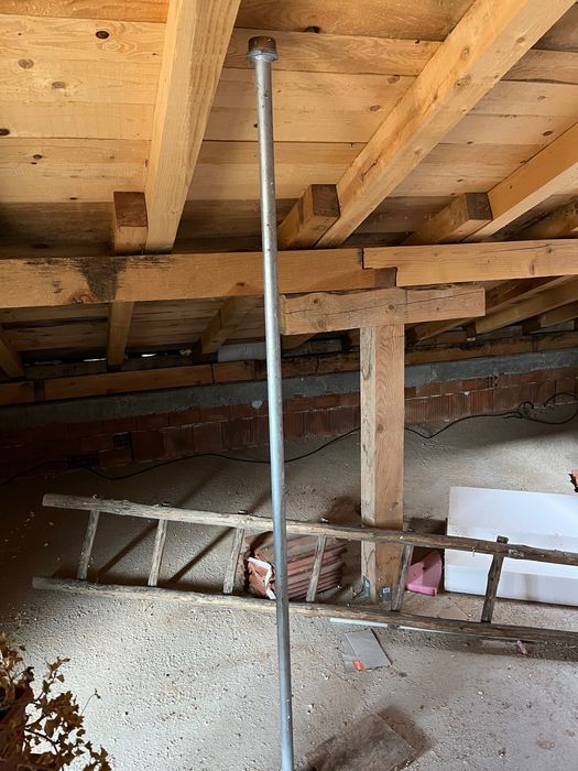 Мълниеприемник и кол за мълниезащитна глава