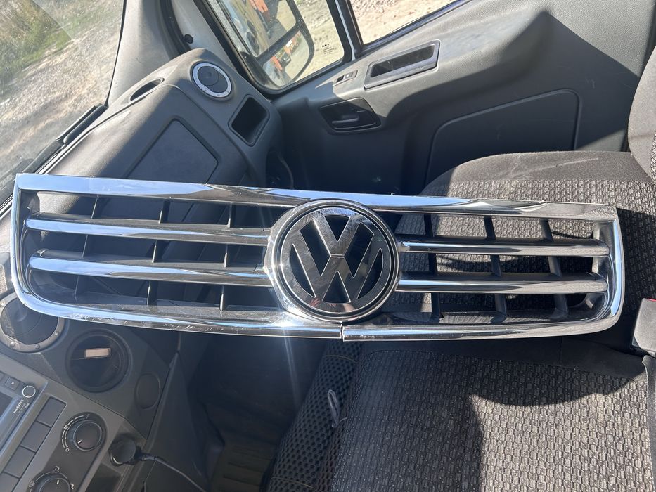 Решетка радиатора volkswagen touareg