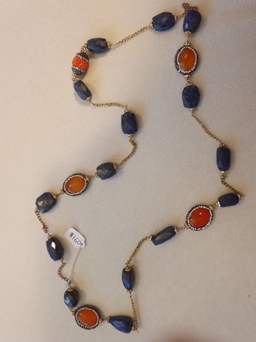 Colier deosebit cu pietre Lapis Lazuli din Tanzania