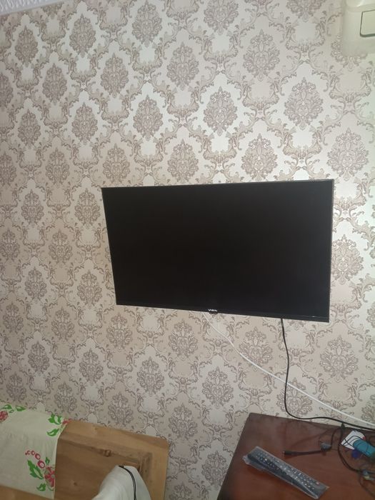 Телевизор Yasin 81 см
