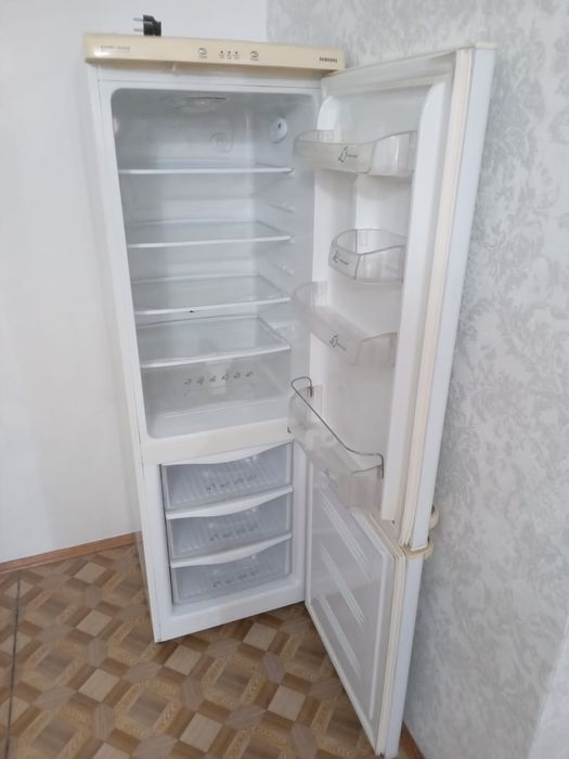 Холодильник самсунг
