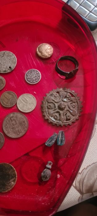 Монети и предмети