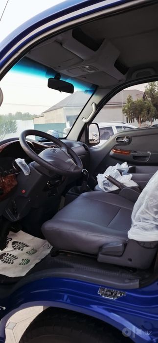 Kia bongo 2010 yil