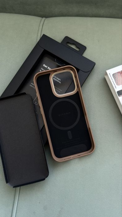 Чехол Pitaka на айфон 16 про. Iphone 16 pro