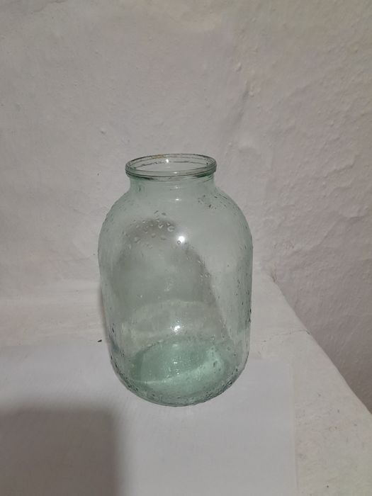 Трех литровая  банка