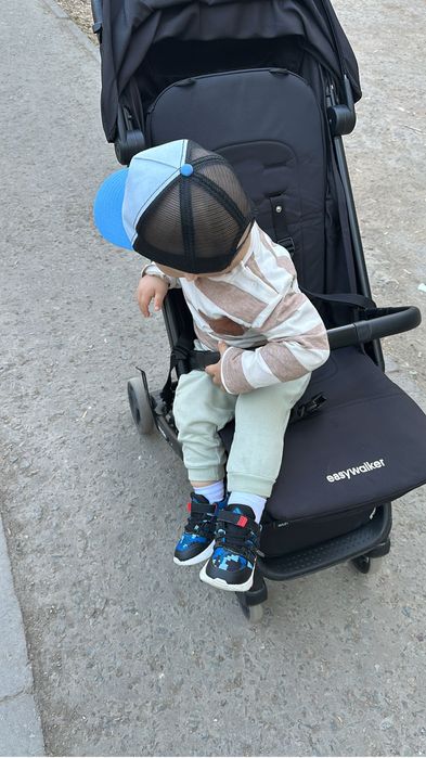 Продам коляску прогулочную