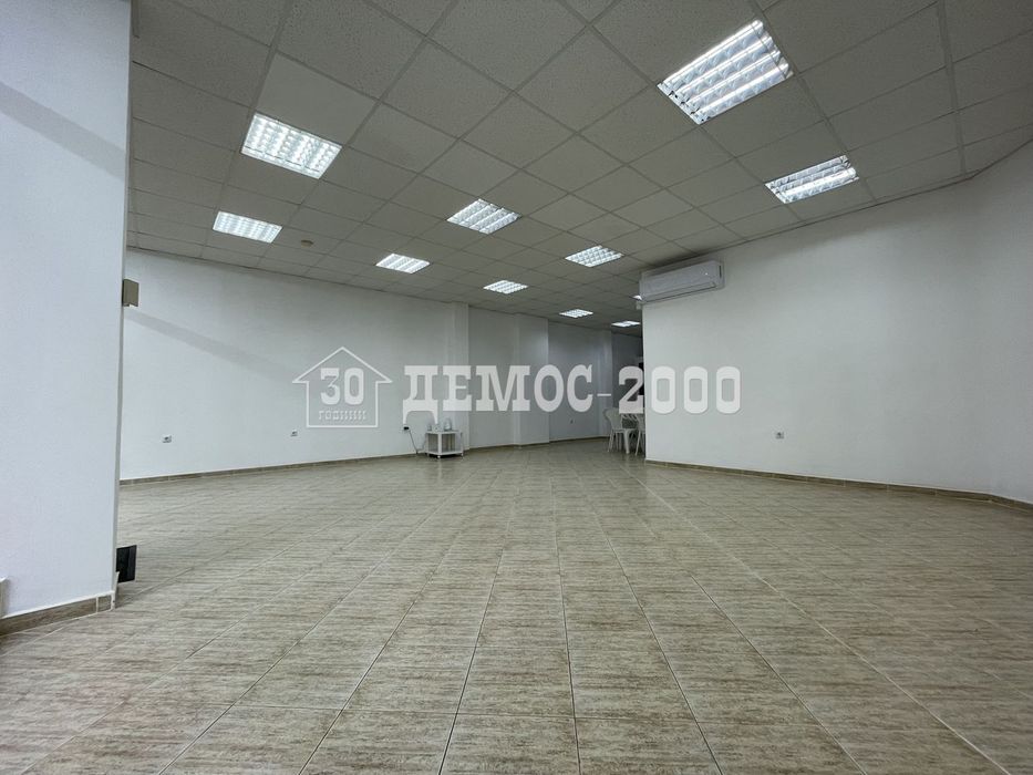 Дава се под наем Магазин в Варна, Левски - 75 кв.м за 1530 € - Снимка #2