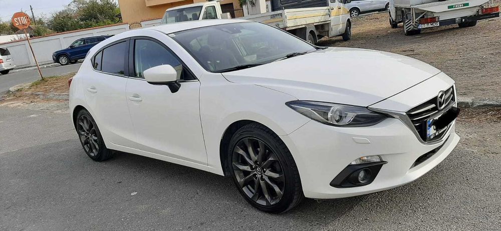 Mazda 3 SkyActive 2016