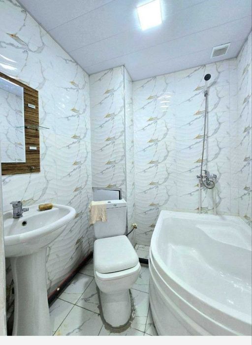 2 хонали, Квартира 6 қаватли бинонинг 0,5 чи қаватида жойлашган булиб