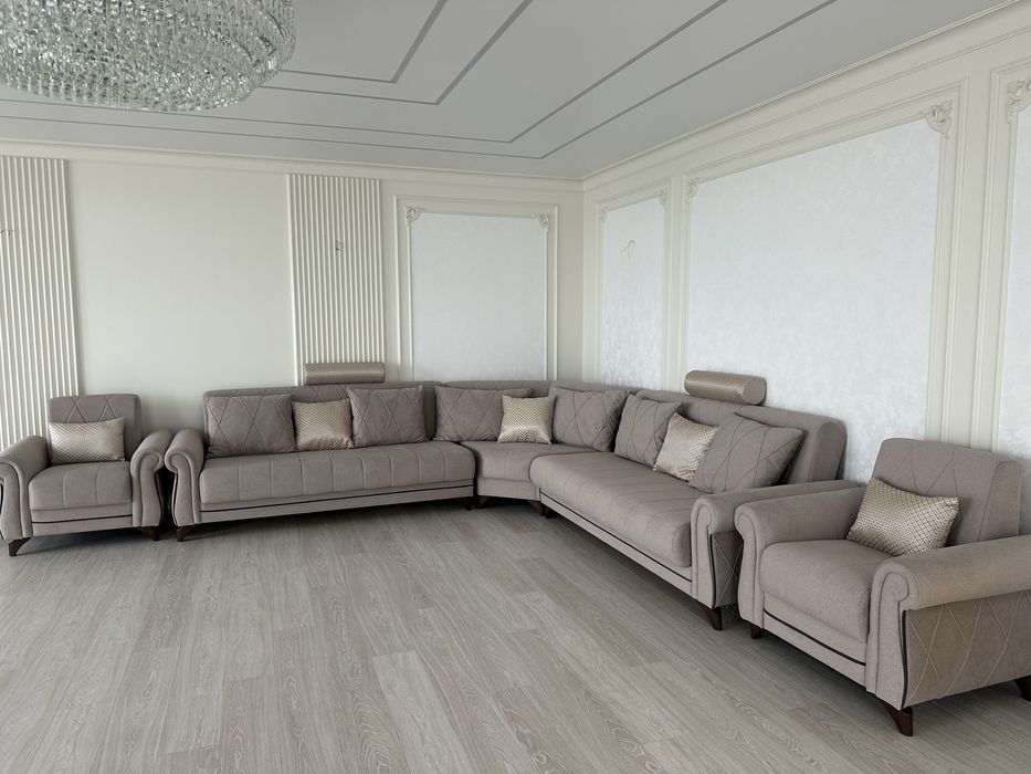 Продам диван углавой