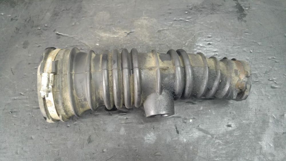 Furtun intercooler 1.6 tdci g8da ford focus 2 focus c max 3m51-9a673m