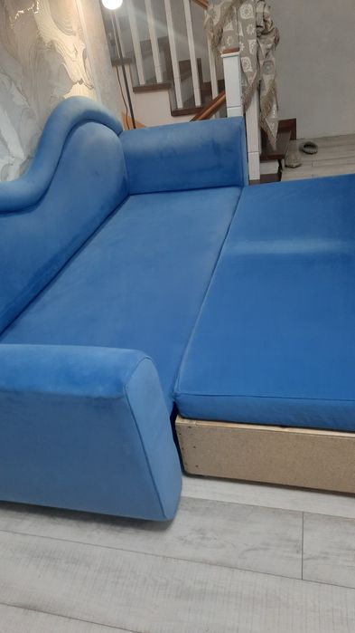 Диван раскладной продаю
