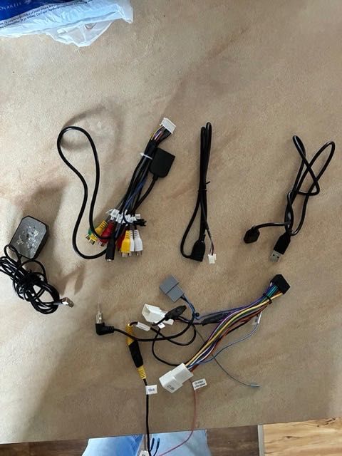 Vand Navigatie auto Android 9 inch Junsun XZ896A pentru Nissan Qashqai cu camera mansalier inclusa.