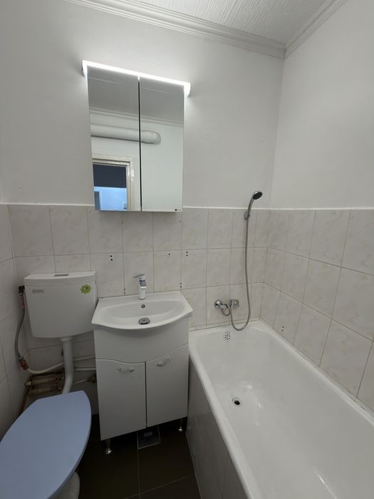Inchiriez apartament 2 camere vis a vis de Pedagogic